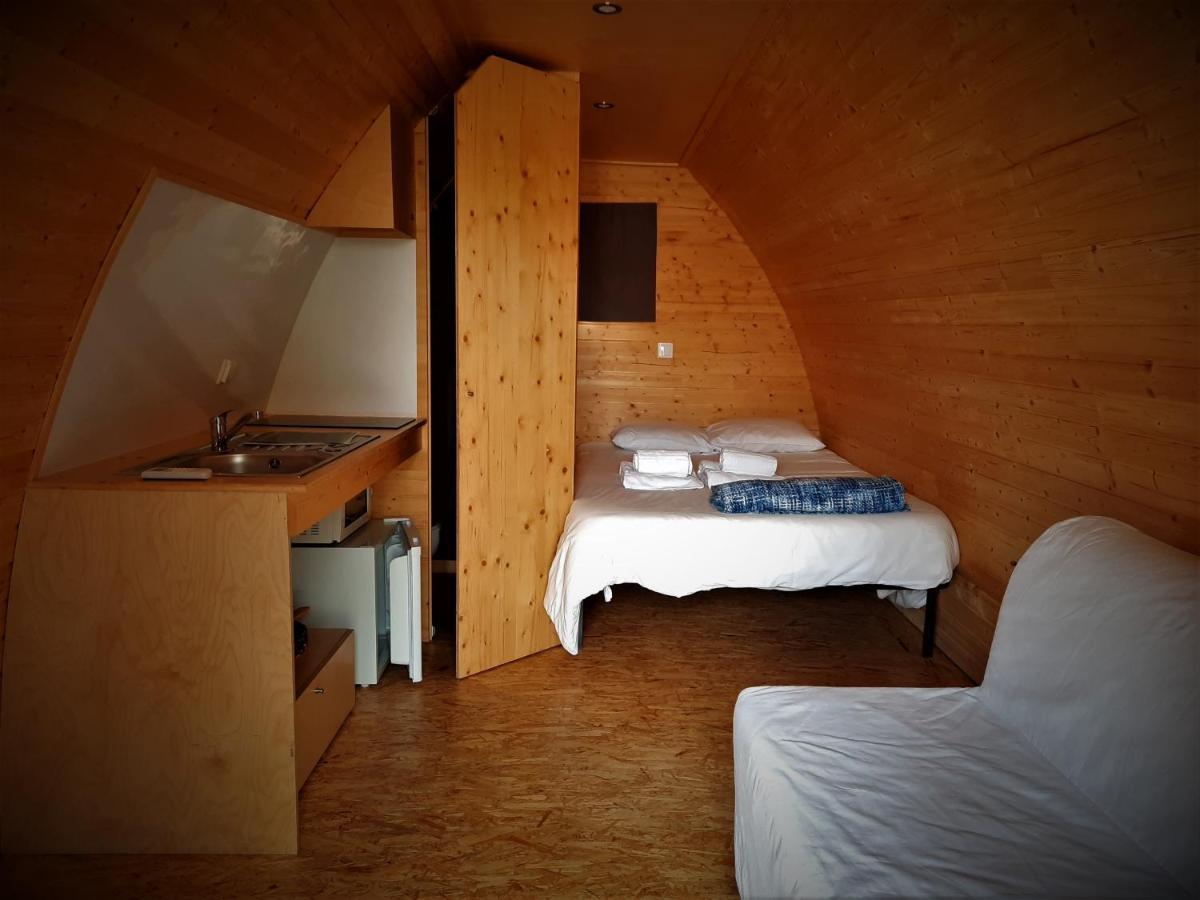 Glamping Hills Otel Santa Comba de Rossas Dış mekan fotoğraf
